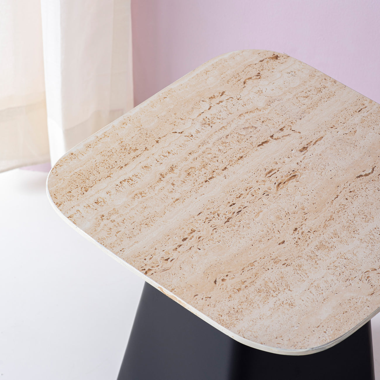 Ceramic Vista: Contemporary Metal Base Side Table