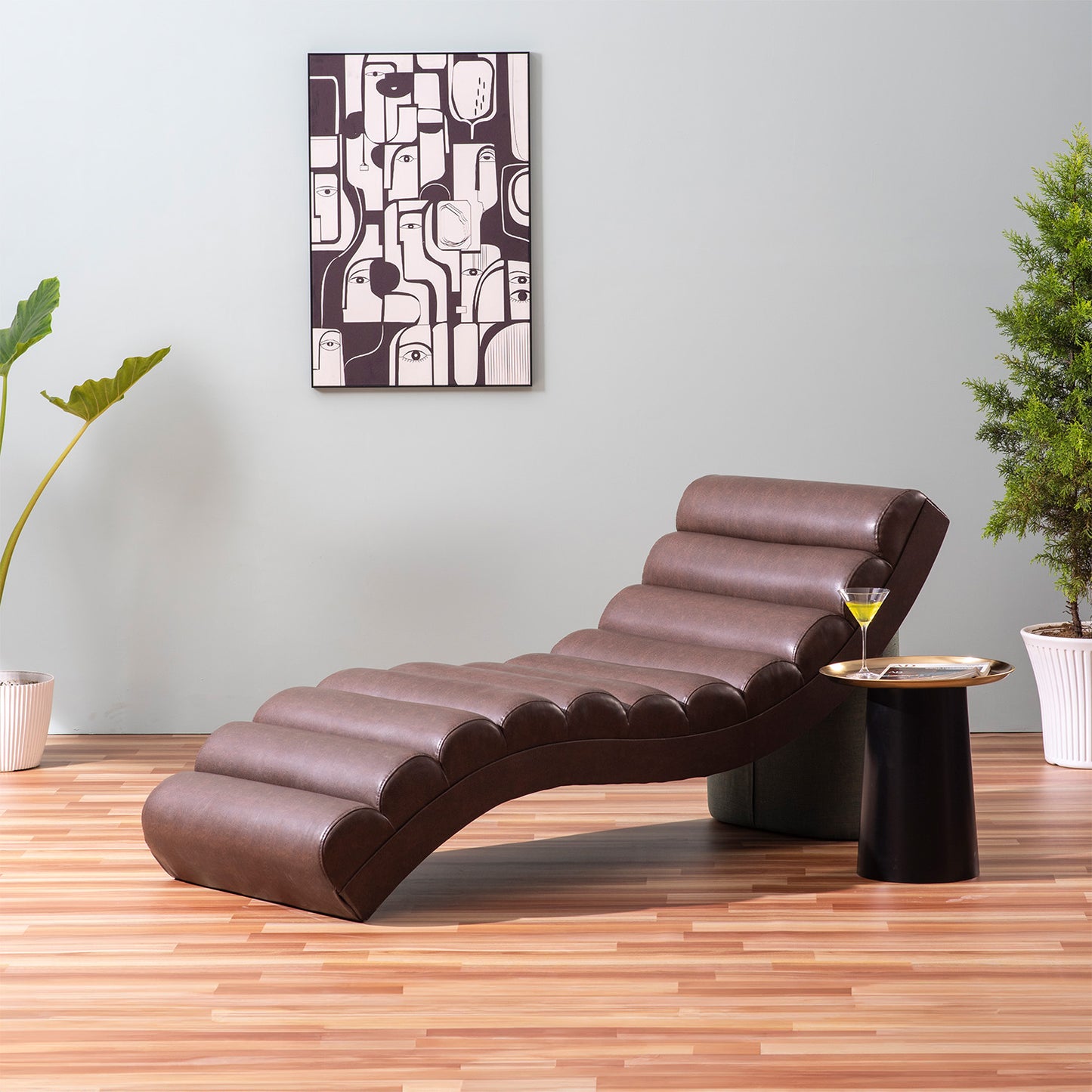 Cozy Reading Chaise Perfect for Nooks