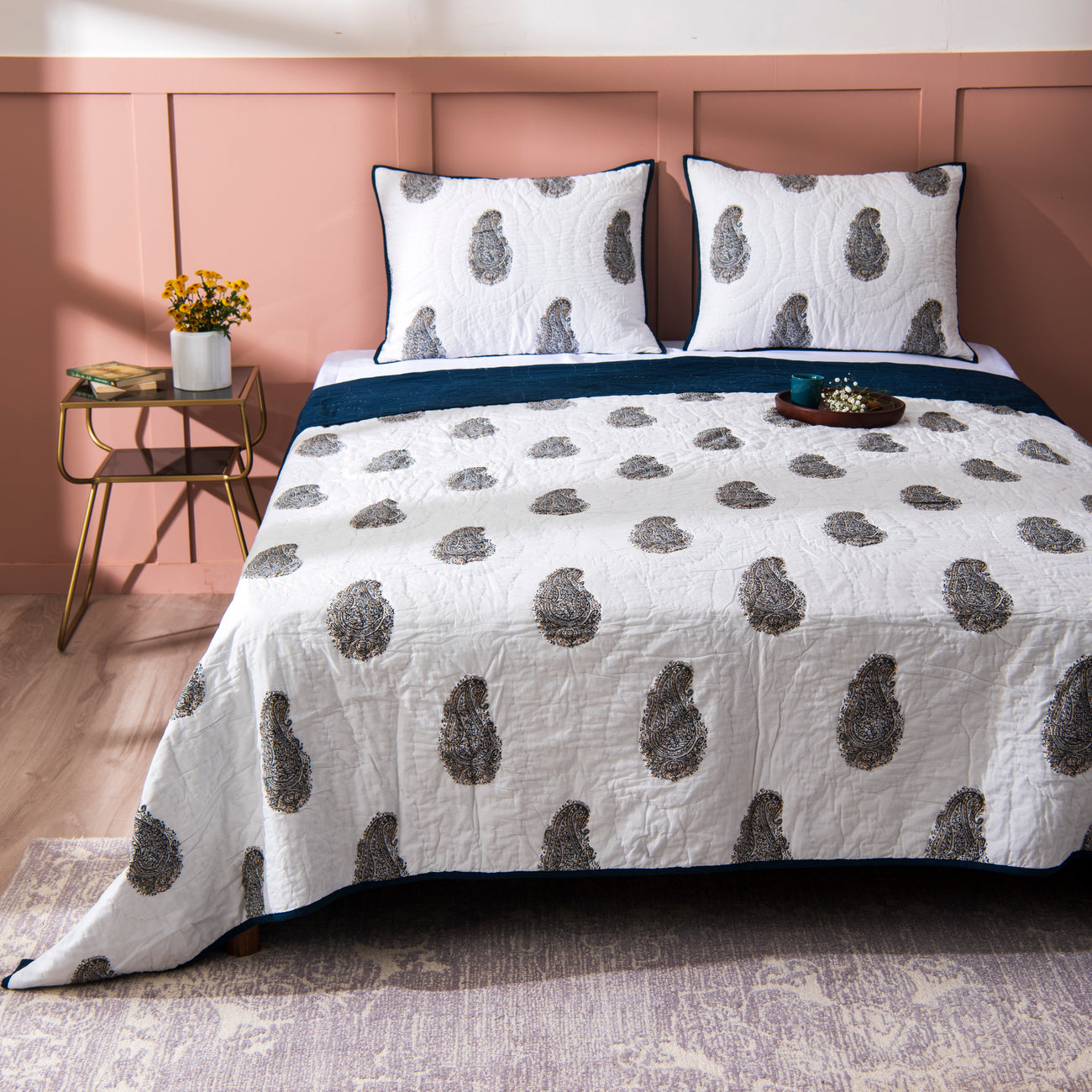 Cotton Printed Quilt & Shams