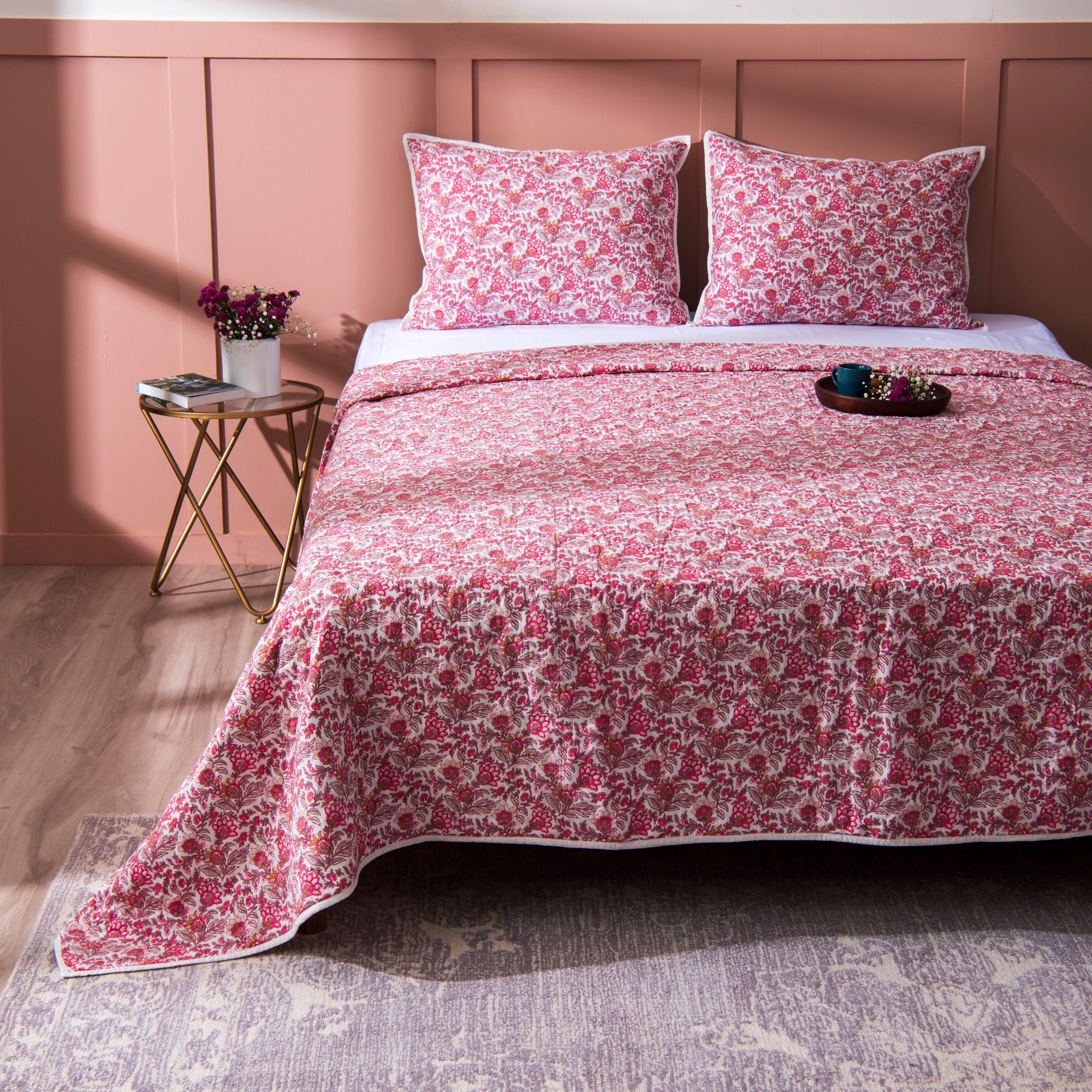 Cotton Printed Quilt & Shams