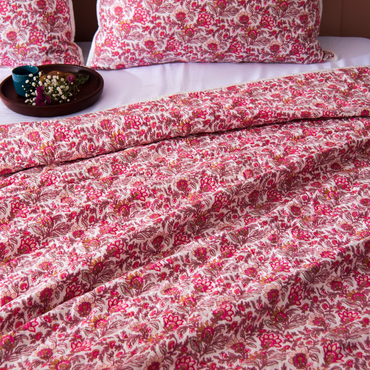 Cotton Printed Quilt & Shams