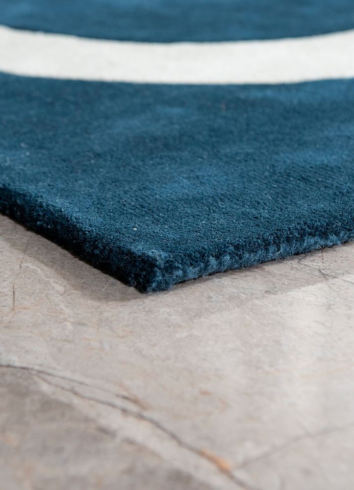 Ocean Blue Serenity Hand Tufted Wool Carpet