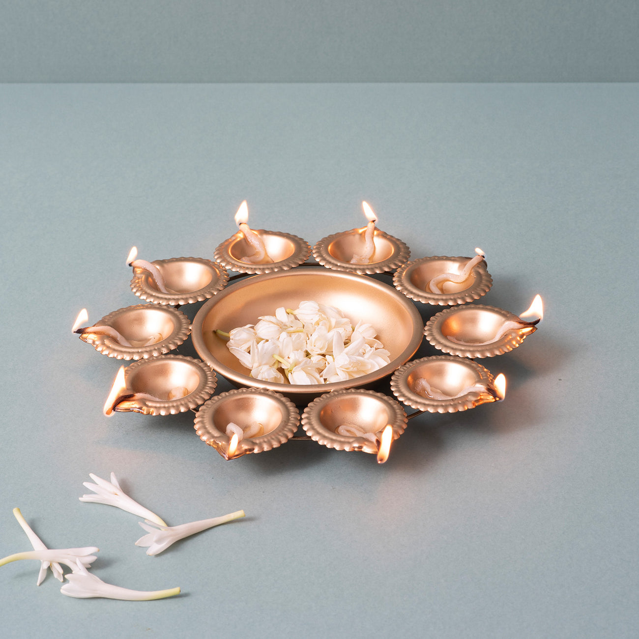 Elegant Golden Candle Holder Urli 10 Diyas