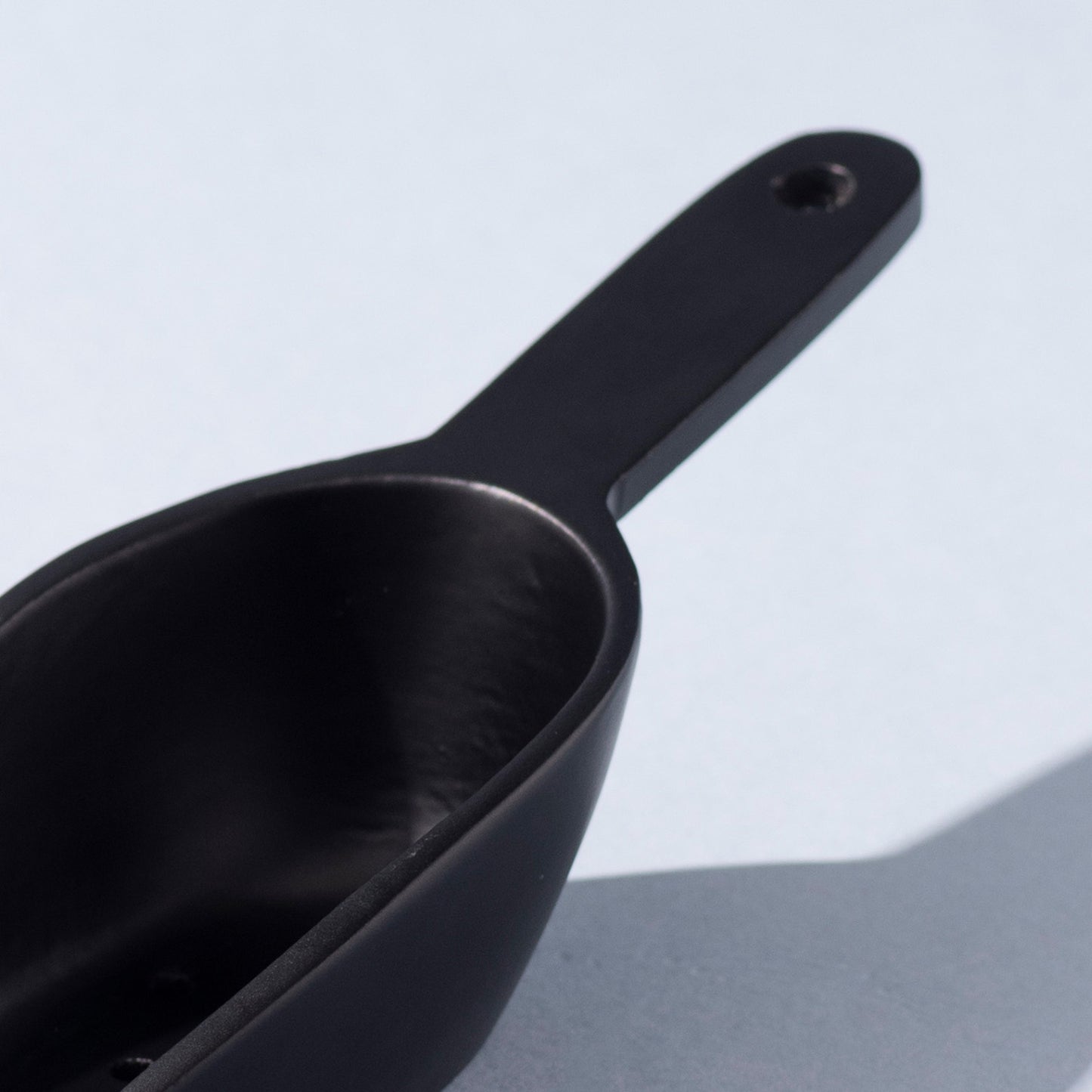 The Precise Ice Scoop Matte Black