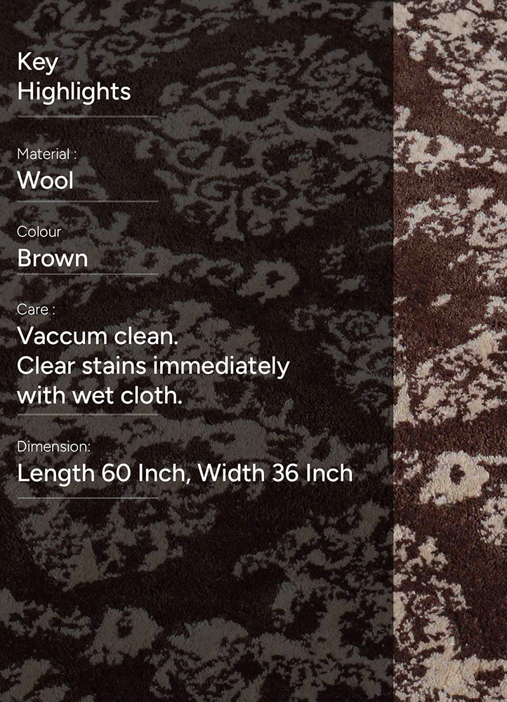 Ornate Brown Rug for Elegance