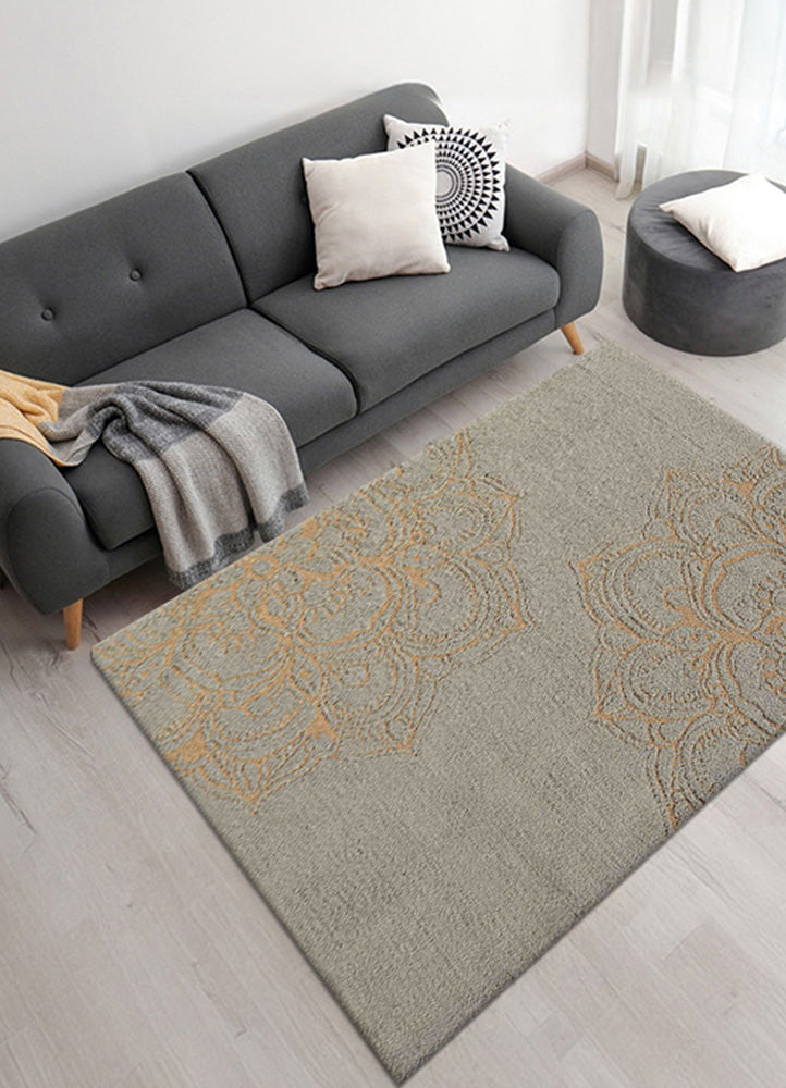 Exquisite Gray and Gold Rug