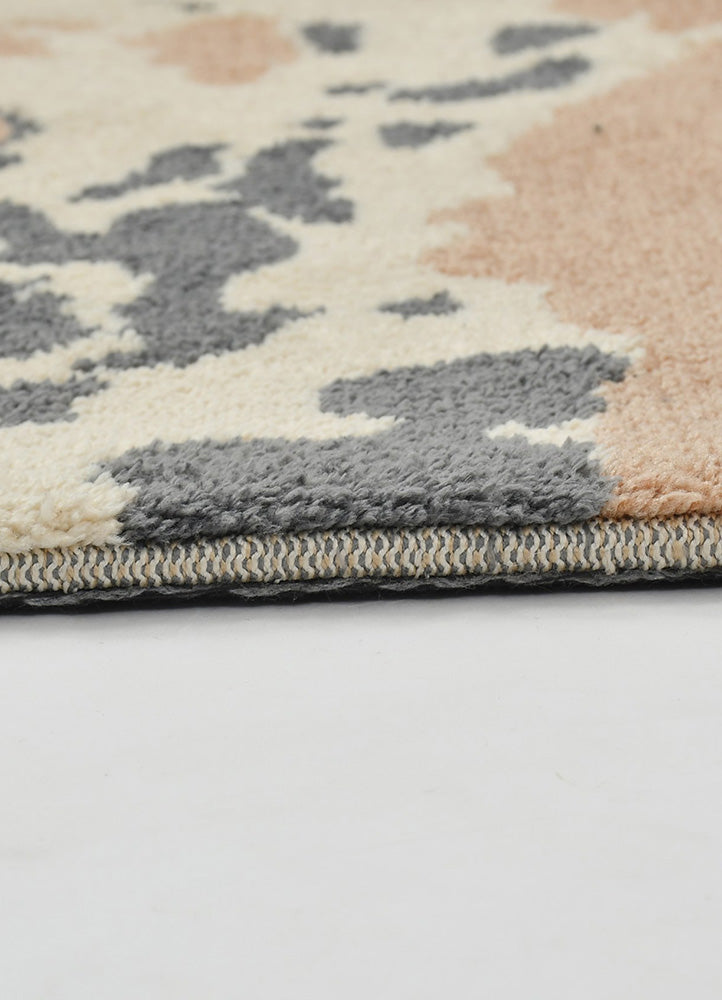 Stylish and Comfortable Curated Rug