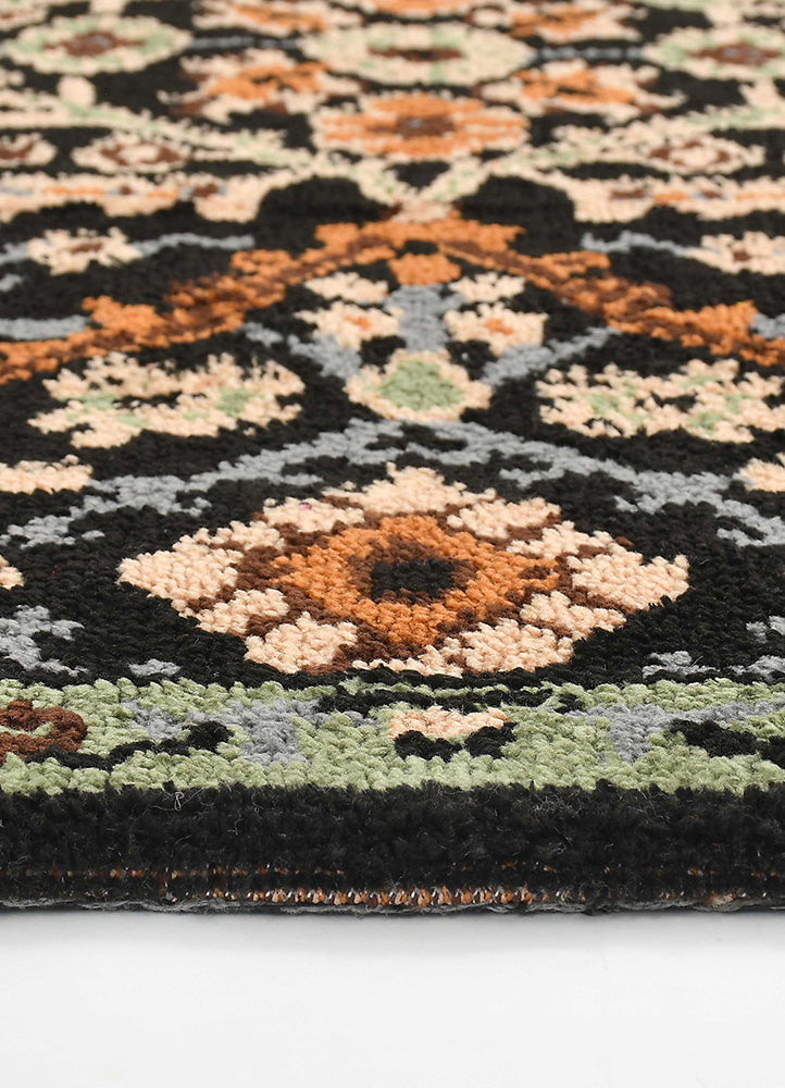 Elegant Black and Orange Rug