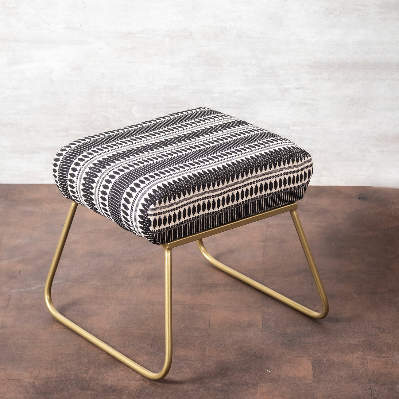 metallic stool ottoman