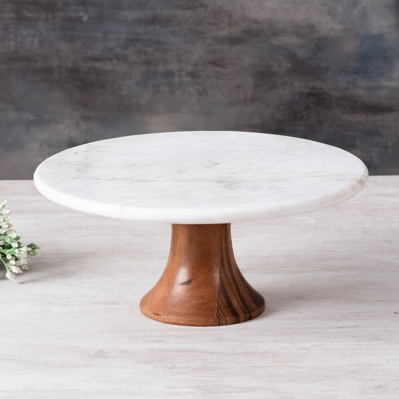 marble cake stand